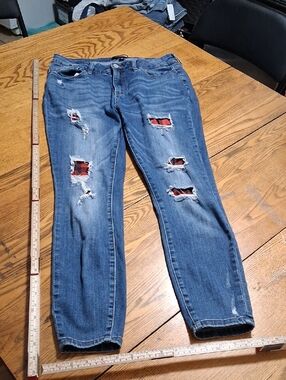 JUDY BLUE Jeans Women 31 BLUE  Distressed Preowned Denim Pants Used Ripped Holes